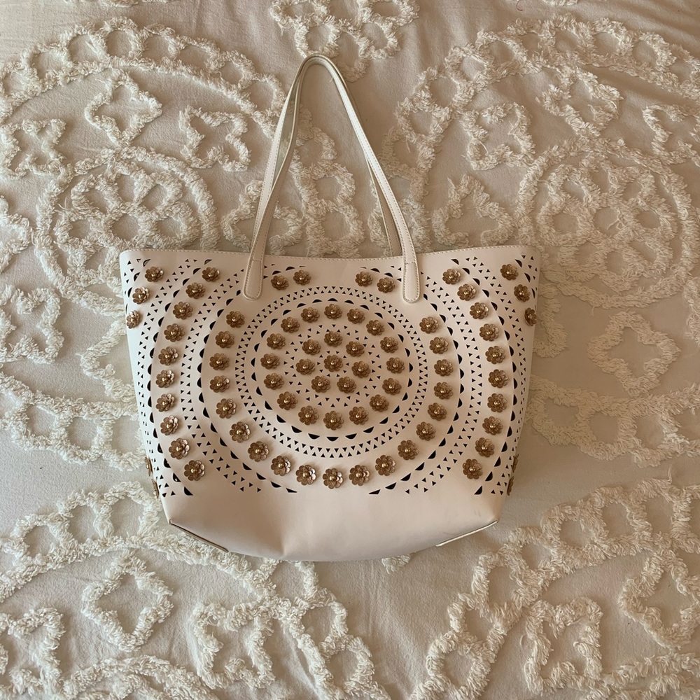 White and gold purse